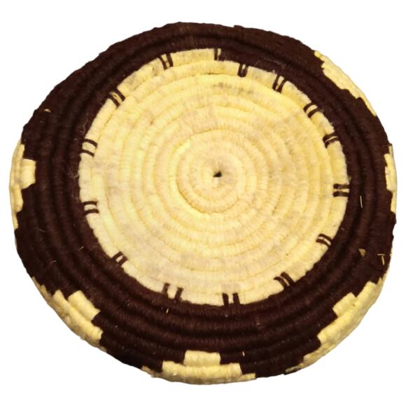 Vintage Boho southwestern african woven basket - Picture 2 of 3